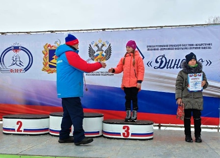Лыж3